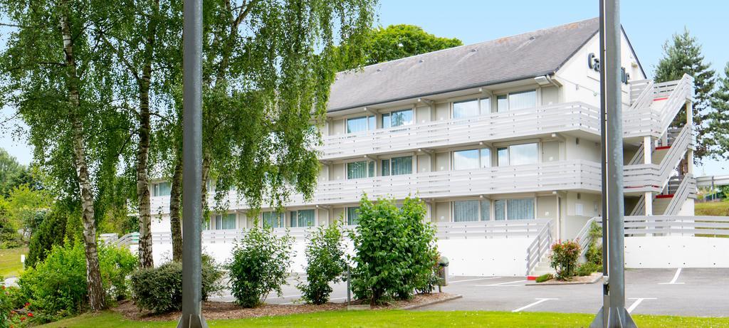 Campanile Fougeres Hotel Exterior photo