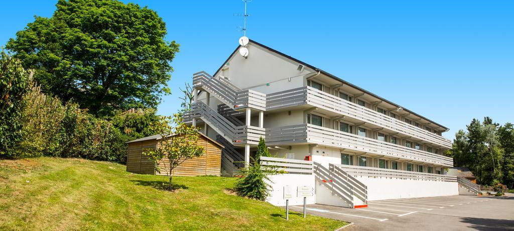 Campanile Fougeres Hotel Exterior photo