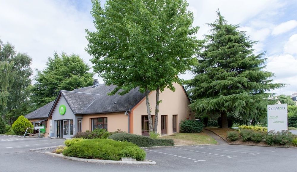 Campanile Fougeres Hotel Exterior photo